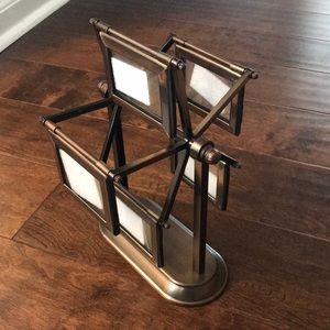 Carousel Photo Frame
